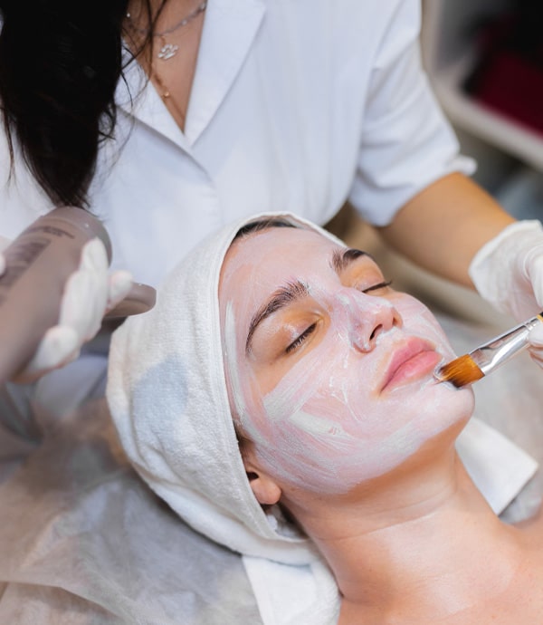 Neden Düzenli Cilt Bakımı Yaptırmalıyız